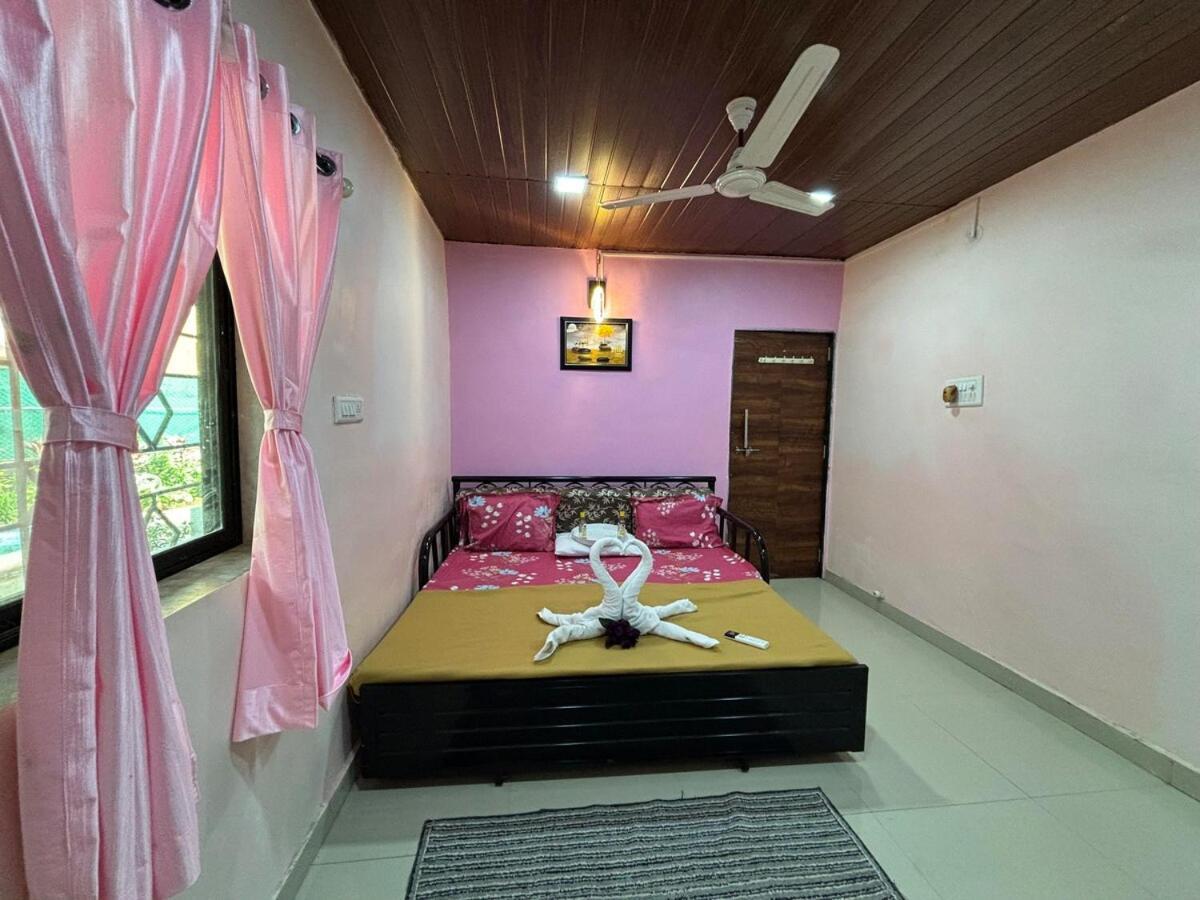 Govind Villa - 3Bhk Penthouse Suite With Pool Splash Lonavala Exteriér fotografie